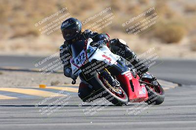 media/Jan-10-2025-CVMA Friday Practice (Fri) [[489e0da257]]/Group 4 and Trackday/Session 4 (Turn 16)/